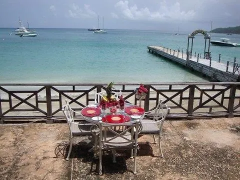 Tamarind Beach Hotel & Yacht Club Charlestown 4*,